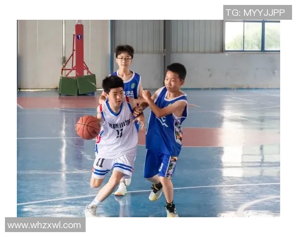 明星与小学生篮球对决引发热议视频背后故事曝光